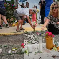 Lawmakers demand answers after 'bombshell' report about ICE officer shooting in Maine