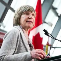 Minister says nothing went wrong with Ottawa's response to Ontario wildfires