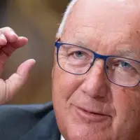 Hoekstra says Trump serious about tariff threat over wildfire smoke