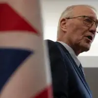 Canada urges U.K. to join new global bank for defence projects