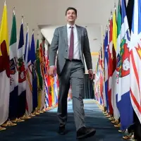 B.C. premier calls for blocking critical mineral exports to U.S. over lumber tariffs