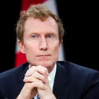 Ottawa to scrap all contribution requirements for U.S. streamers