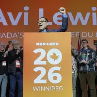NDP quarterly fundraising dips but individual donors are giving more