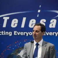 Ottawa awards Telesat $2.3B Arctic military satellite contract