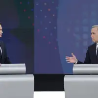 Conservatives tell Carney to show 'backbone' as trade team heads back to Washington