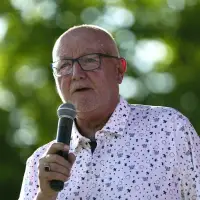 Tens of thousands sign petition calling for U.S. ambassador's removal from Canada