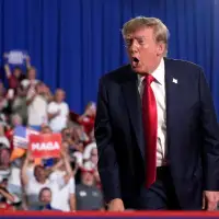 Trump threatens to hike tariffs on Canadian autos, steel to 50% in January