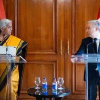 Champagne touts deepening economic ties in visit with Indian counterpart
