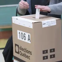Anglophones hail Quebec ruling ordering elections agency to send bilingual documents