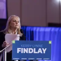 Findlay's chief of staff resigns as two more MLAs quit B.C. Conservative caucus