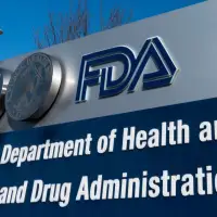 FDA fills four senior roles, including top officials for drugs, vaccines and tobacco