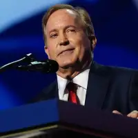Trump's teasing is the price Paxton had to pay to use Republican midterm convention to raise money