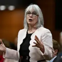 Unions have new leverage, not less, under Liberals' new major projects bill: jobs minister