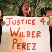 Venezuelan delivery driver shot by ICE has surgery to remove bullet