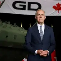 Ottawa to turn defence procurement agency into Crown corporation, sources say