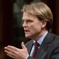 Chris Alexander drops out of Toronto's mayoral race as advance voting begins
