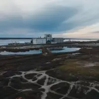 The polar bear capital of the world has multibillion-dollar megaproject ambitions
