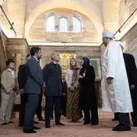 Carney tours Kariye Mosque in Istanbul before departing Turkey