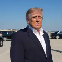 Donald Trump congratulates Quebec's new premier, 22 days after election
