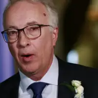 B.C. Conservative Leader Rustad confirms search of MLA phones to find leak