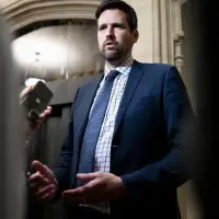 Liberals table crime bill to restrict access to bail, impose tougher sentences