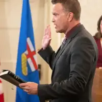 Former UCP member announces new 'Progressive Tory Party of Alberta'