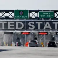 Feds warn First Nations people to carry passport when crossing U.S. border