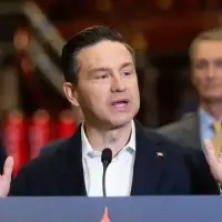 Conservative Leader Pierre Poilievre says he's campaigning in Battle River-Crowfoot like he's 'one vote behind'