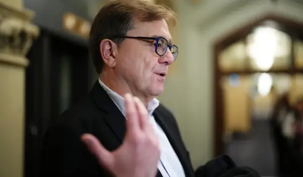 B.C. Liberal MPs say tanker ban changes would need provincial, First Nations consent