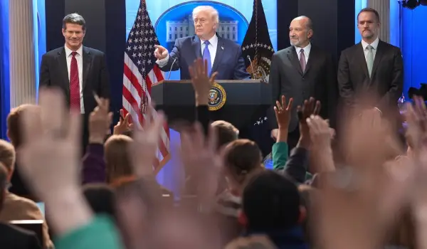 Trump keeps carveout under CUSMA in new 10 per cent global tariff