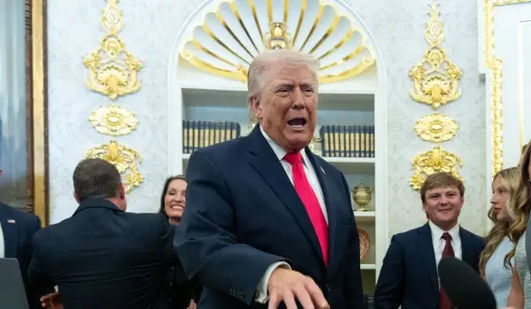 Democrat flips seat in special election for Florida district that includes Trump's Mar-a-Lago resort