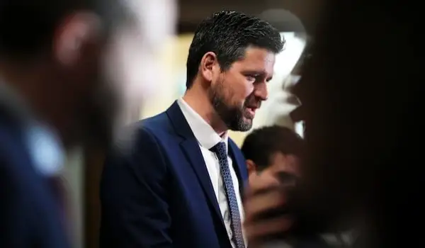 With hindsight, former immigration minister says he would have capped international students sooner