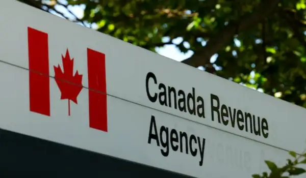 'Here we go again' after CRA pays out another bogus $5M income tax refund, agency insider says