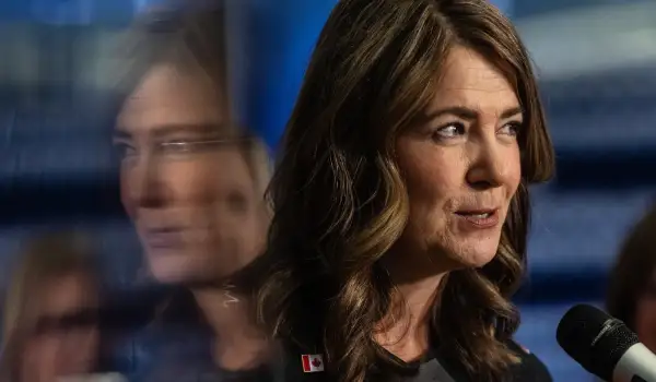 Alberta committee passes motion asking premier to set vote on separation question
