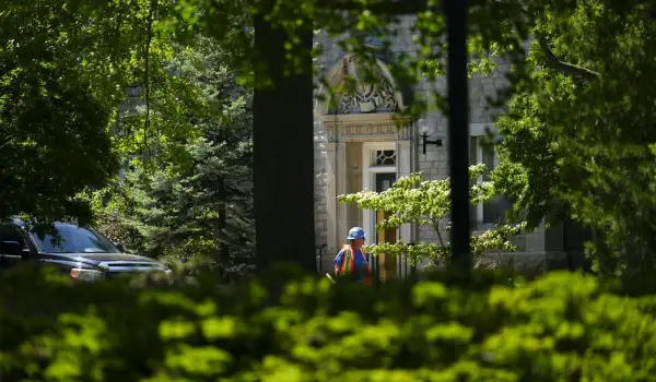 PM Carney says 24 Sussex to be restored with fundraising campaign, design competition