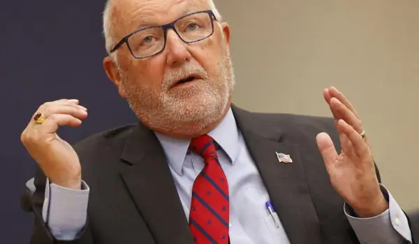 Canada paying to construct Gordie Howe bridge is 'big myth', according to Ambassador Pete Hoekstra