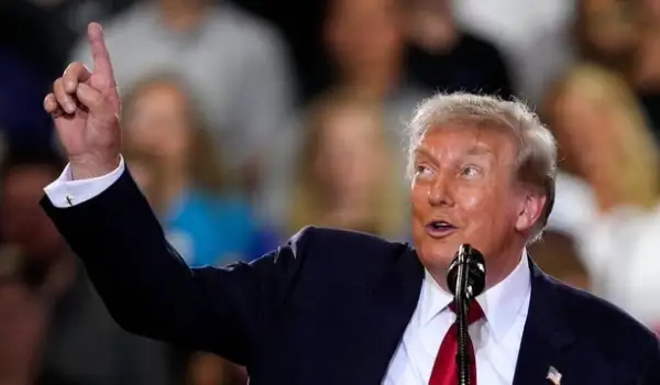 Is Trump looking to ‘update’ trade pact with Canada? ‘I don’t care,’ says president