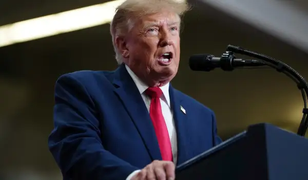 Canada-U.S. talks gain more momentum ahead of midterms: sources
